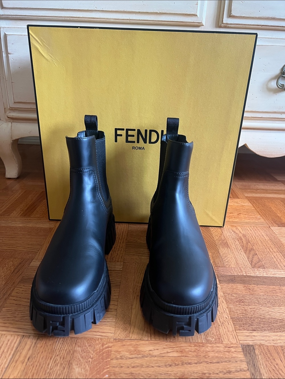 Fendi FF Logo Zucca Chelsea Leather Boots Women’s Size 8.5